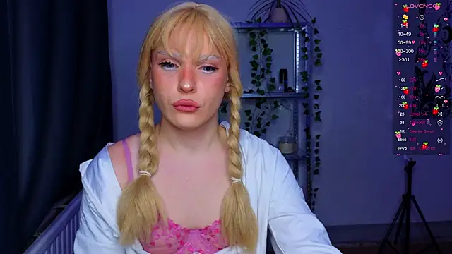 Snapshot of Michelle_Jacksonn chatting on October 15, 8:20 pm Michelle Jacksonn online show from October 15, 8:20 pm