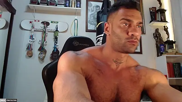 Snapshot of henryhadesflirt chatting on September 23, 5:49 pm henryhadesflirt online show from September 23, 5:49 pm