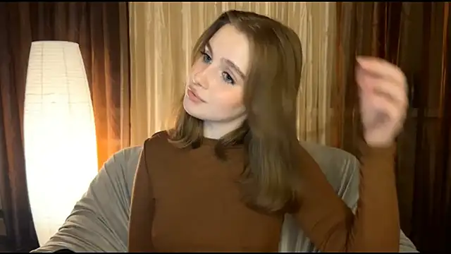 Snapshot of Sibriina_Liliya chatting on March 25, 9:32 pm Sibriina Liliya online show from March 25, 9:32 pm