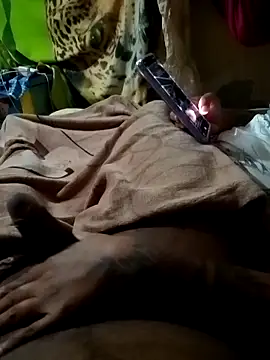 Snapshot of calntt28 chatting on September 24, 3:43 am calntt28 online show from September 24, 3:43 am