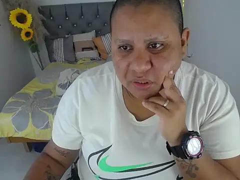 Snapshot of hotlesby_valery chatting on November 14, 12:04 pm hotlesby valery online show from November 14, 12:04 pm