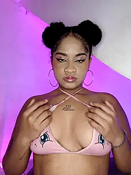 Snapshot of camilafoox7 chatting on October 2, 5:09 pm camilafoox7 online show from October 2, 5:09 pm