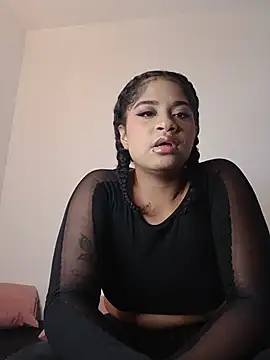 Snapshot of camilafoox7 chatting on October 9, 4:10 am camilafoox7 online show from October 9, 4:10 am