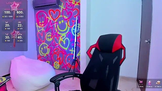 ZOE ROSE4 online show from December 1, 8:14 pm