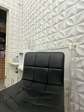 Valeriacris online show from March 21, 3:37 pm