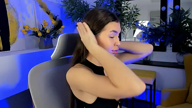 IndigoFae online show from November 14, 4:44 am