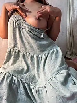 Snapshot of Min-sexy01 chatting on November 3, 8:15 am Min-sexy01 online show from November 3, 8:15 am