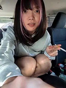 Snapshot of takusaki223 chatting on October 11, 3:06 am takusaki223 online show from October 11, 3:06 am