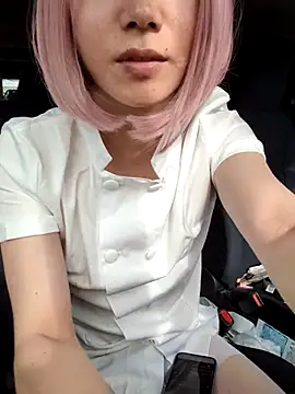 Snapshot of takusaki223 chatting on October 18, 3:20 am takusaki223 online show from October 18, 3:20 am