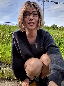 Snapshot of takusaki223 chatting on June 19, 6:07 am takusaki223 online show from June 19, 6:07 am