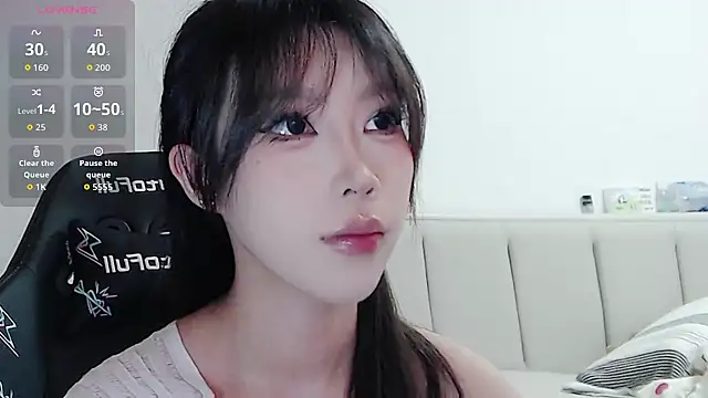 Snapshot of Puppy-12 chatting on November 16, 9:59 am Puppy-12 online show from November 16, 9:59 am