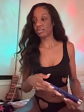 LoveDreaux online show from December 5, 5:49 am