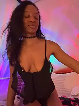 LoveDreaux online show from February 21, 12:33 am