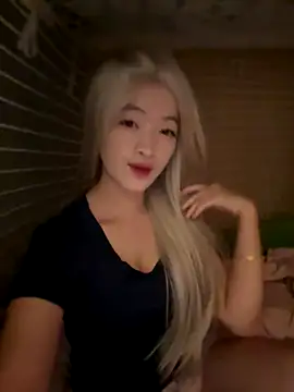 Tramy xx online show from October 15, 3:39 am