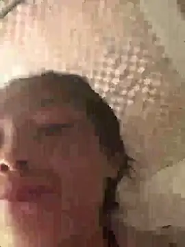 Halyy xx online show from October 4, 1:25 am