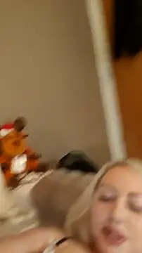 Snapshot of MarinaMargo chatting on November 20, 6:18 pm MarinaMargo online show from November 20, 6:18 pm