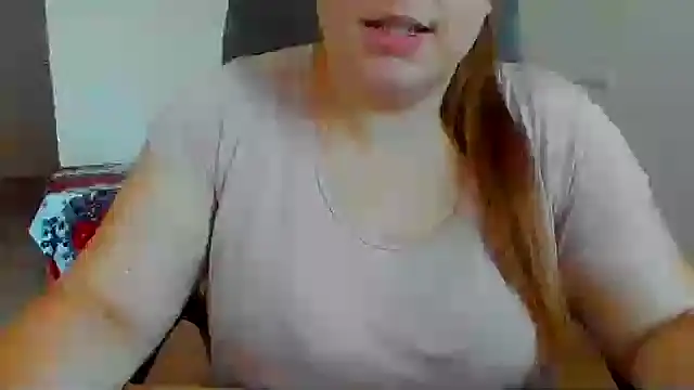 Snapshot of Liza-Mendez chatting on October 10, 5:28 am Liza-Mendez online show from October 10, 5:28 am