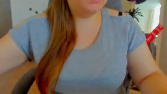 Snapshot of Liza-Mendez chatting on October 20, 5:19 am Liza-Mendez online show from October 20, 5:19 am