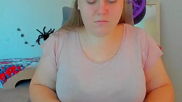 Snapshot of Liza-Mendez chatting on November 2, 6:16 am Liza-Mendez online show from November 2, 6:16 am