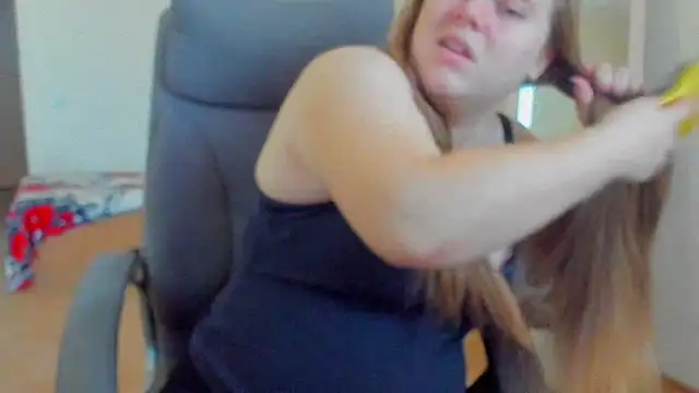 Snapshot of Liza-Mendez chatting on November 26, 6:03 am Liza-Mendez online show from November 26, 6:03 am