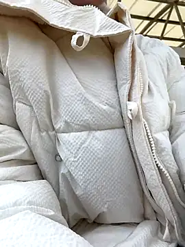 Snapshot of RonnieKiss chatting on October 2, 4:08 am RonnieKiss online show from October 2, 4:08 am