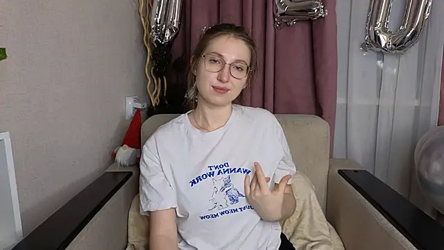 DaliaRadtke online show from March 1, 7:16 pm