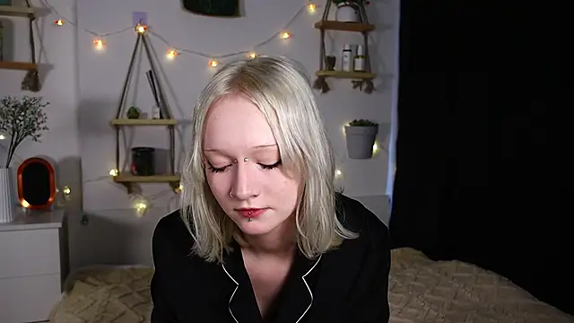 ArcticaRyder online show from October 9, 7:06 am