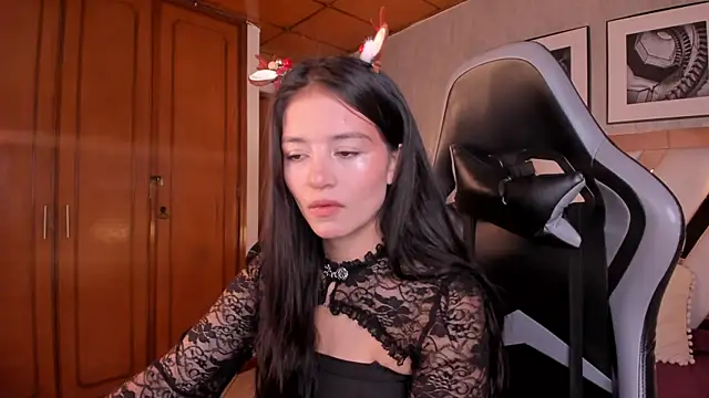 HaathorX online show from December 3, 2:48 pm