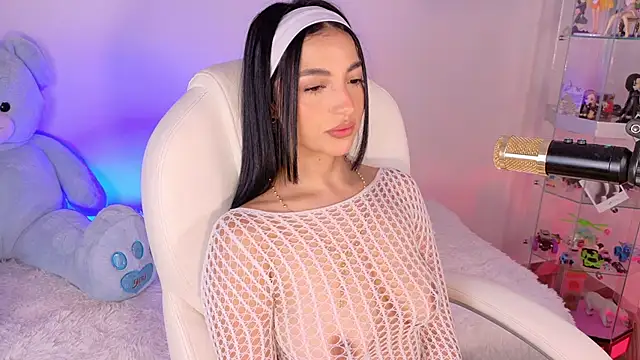 Snapshot of Oli_Mcneil chatting on November 22, 12:04 pm Oli Mcneil online show from November 22, 12:04 pm