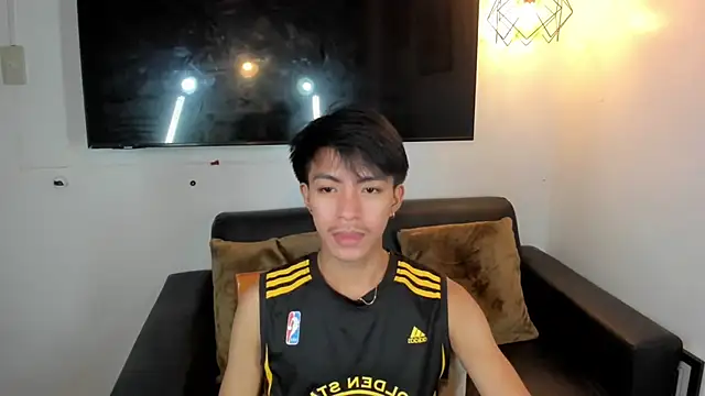 Snapshot of jayxxxlovescock chatting on October 28, 5:04 pm jayxxxlovescock online show from October 28, 5:04 pm