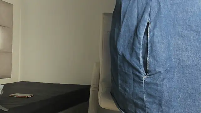 peyton  wat online show from December 1, 12:21 pm