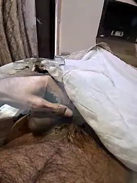 Snapshot of scotchnsoda chatting on December 19, 6:48 pm scotchnsoda online show from December 19, 6:48 pm