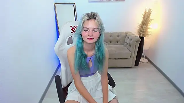 Snapshot of Lika_Sky chatting on September 20, 10:00 pm Lika Sky online show from September 20, 10:00 pm