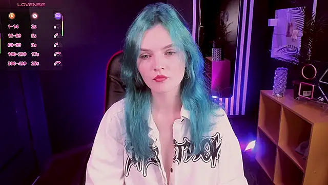 Snapshot of Lika_Sky chatting on November 22, 4:17 pm Lika Sky online show from November 22, 4:17 pm