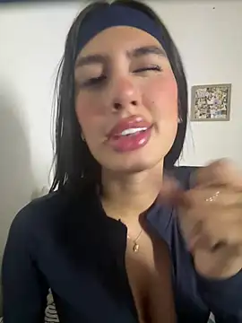Julieta Duque online show from June 16, 3:31 am