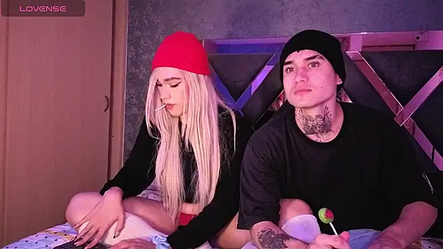 Snapshot of owen_desmond chatting on October 23, 4:01 am owen desmond online show from October 23, 4:01 am