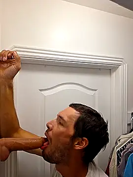 Snapshot of fuckmy9in chatting on October 5, 7:23 pm fuckmy9in online show from October 5, 7:23 pm