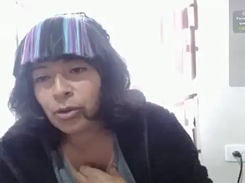 Acelinrose online show from May 22, 1:28 pm