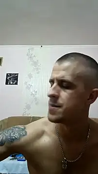 Snapshot of Adidas7217 chatting on November 15, 1:03 am Adidas7217 online show from November 15, 1:03 am