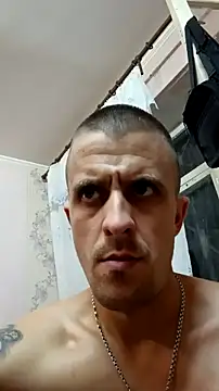 Snapshot of Adidas7217 chatting on November 18, 8:02 pm Adidas7217 online show from November 18, 8:02 pm