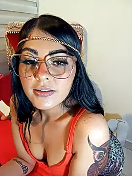 ValeNiitaLuv online show from November 17, 1:44 am