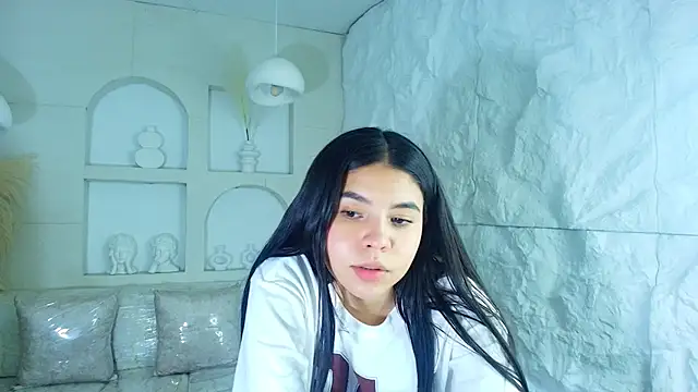 ambarina r online show from November 2, 3:09 am