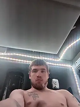 Snapshot of Bigdicktrucker26 chatting on September 27, 12:26 am Bigdicktrucker26 online show from September 27, 12:26 am