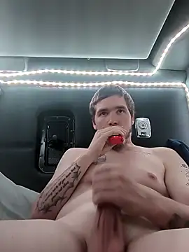 Snapshot of Bigdicktrucker26 chatting on September 28, 4:01 pm Bigdicktrucker26 online show from September 28, 4:01 pm