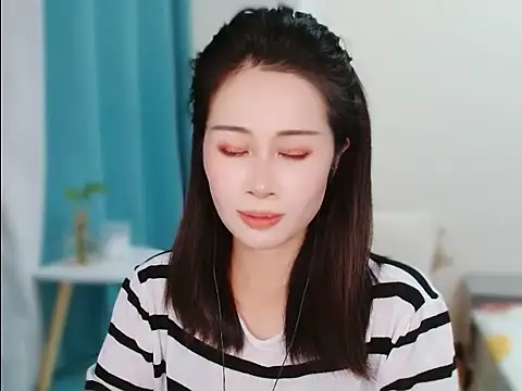 Snapshot of cfxc0317 chatting on October 15, 12:05 pm cfxc0317 online show from October 15, 12:05 pm