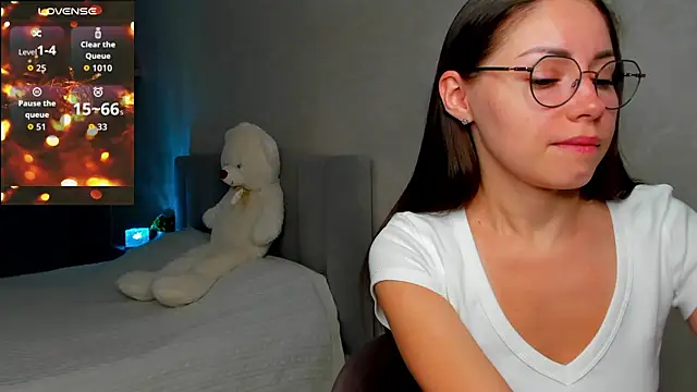 fun nd bun online show from July 11, 1:36 pm