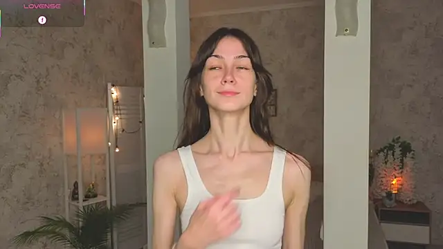 Snapshot of ReneeLippeatt chatting on October 22, 7:24 pm ReneeLippeatt online show from October 22, 7:24 pm