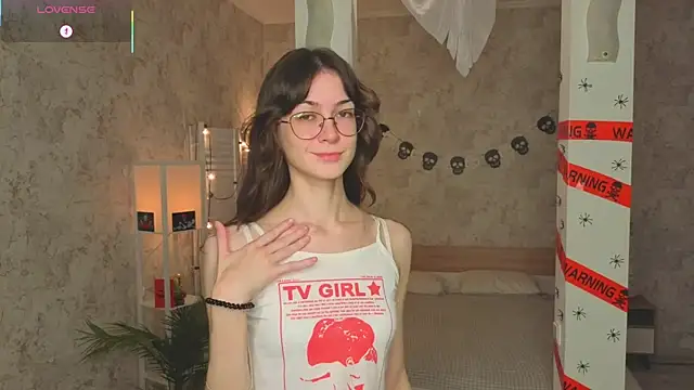 Snapshot of ReneeLippeatt chatting on October 29, 7:26 pm ReneeLippeatt online show from October 29, 7:26 pm