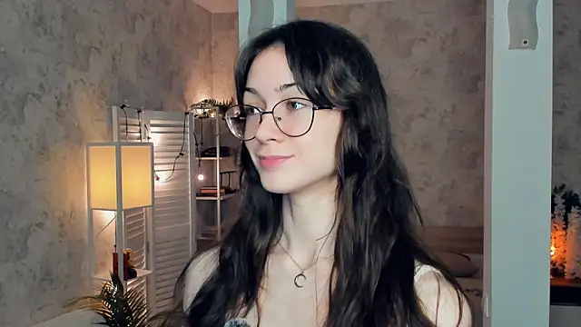 Snapshot of ReneeLippeatt chatting on November 12, 7:46 pm ReneeLippeatt online show from November 12, 7:46 pm