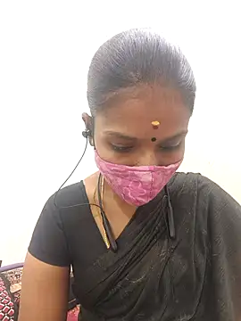 Snapshot of Tamil_Yalini12 chatting on October 31, 1:56 pm Tamil Yalini12 online show from October 31, 1:56 pm